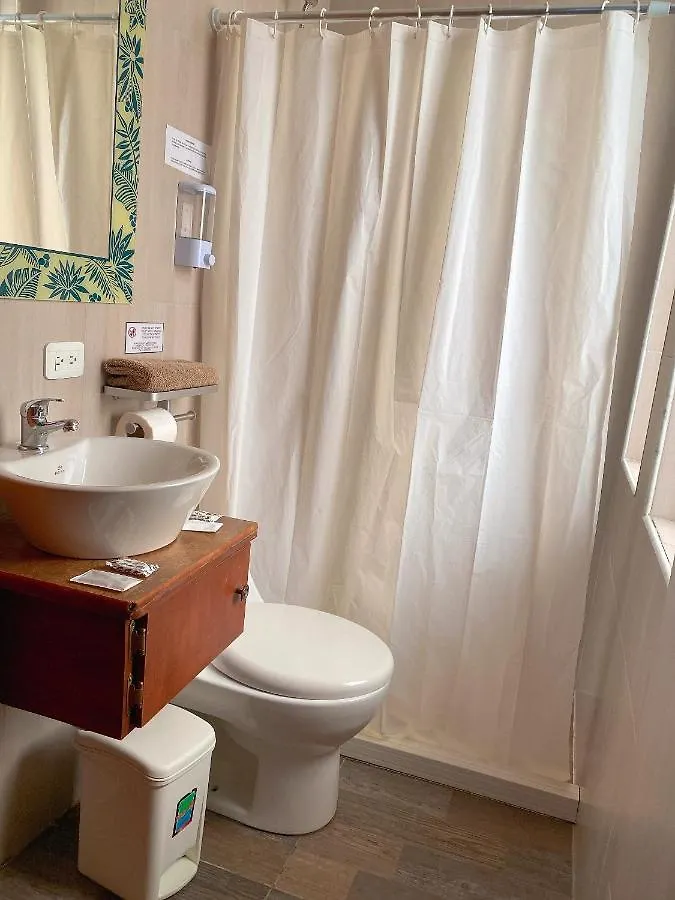 Bed And Breakfast La Uvilla Quito 3*,  Equador